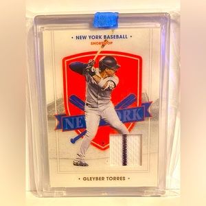 New York Yankees Card Lot. Rookie, SP Variation, SP Jersey Patch